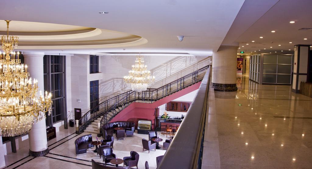 Tang Palace Hotel Accra Luaran gambar