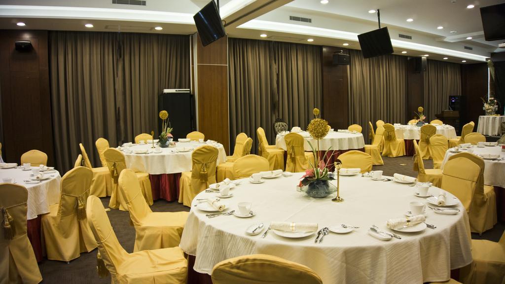 Tang Palace Hotel Accra Luaran gambar