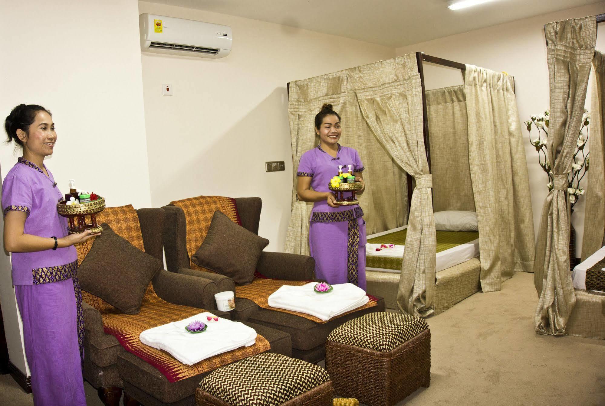 Tang Palace Hotel Accra Luaran gambar