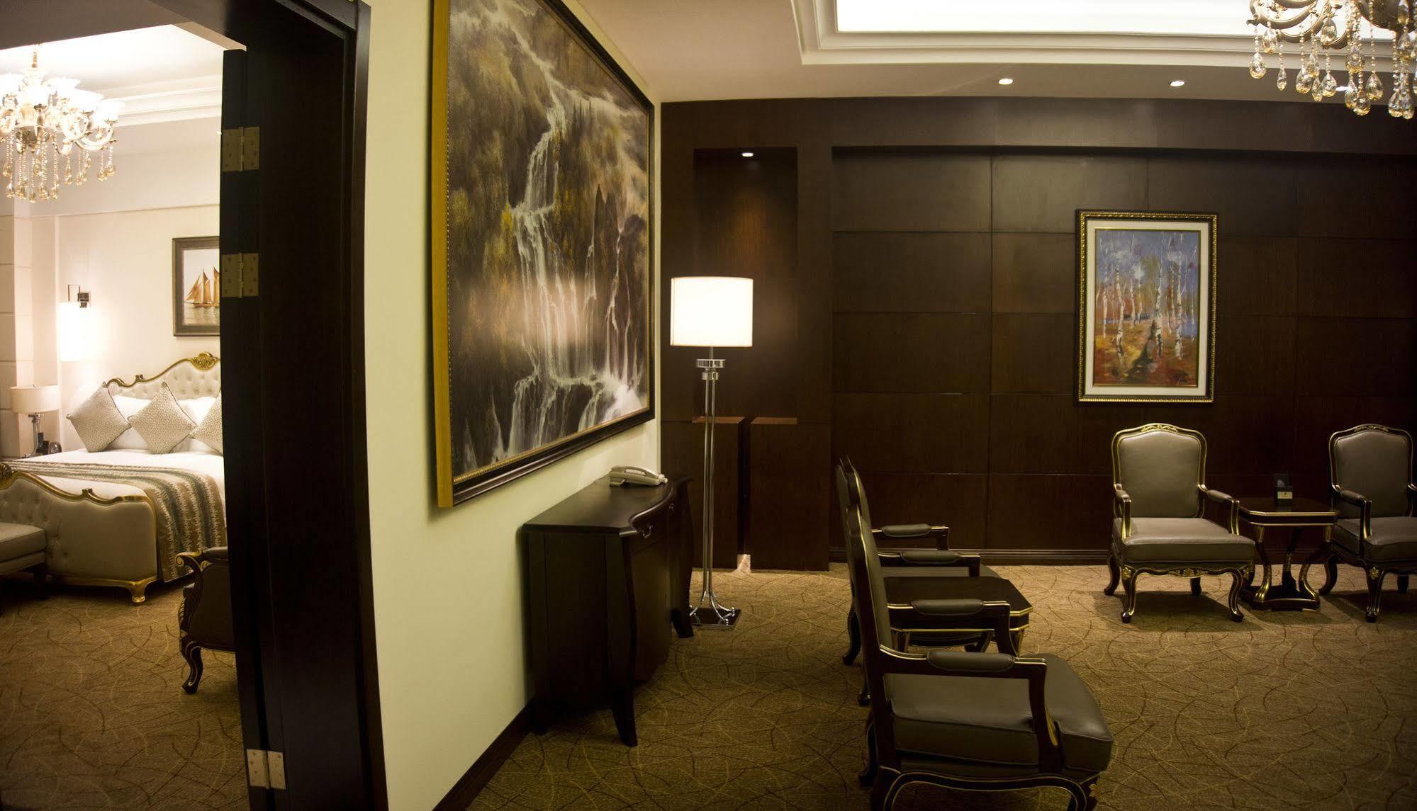 Tang Palace Hotel Accra Luaran gambar